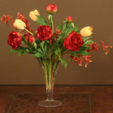 red-roses-yellow-tulips-in-short-wide-opening-trumpet-vase